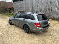Gebraucht Mercedes C250 204 PS (150 kW) 2012 Grau Kombi