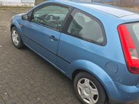 Gebraucht Ford Fiesta Trend 69 PS (50 kW) 2003 Blau Kleinwagen