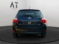 Gebraucht Toyota Auris Basis 99 PS (72 kW) 2012 Grau Limousine