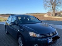 Gebraucht VW Golf VI 122 PS (89 kW) 2009 Blau Kleinwagen