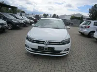 Gebraucht VW Polo Comfortline 75 PS (55 kW) 2018 Pure white Kleinwagen