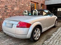 Gebraucht Audi TT Roadster 180 PS (132 kW) 2000 Silber Cabrio