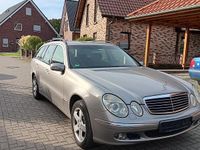 Gebraucht Mercedes E240 Elegance 177 PS (130 kW) 2004 Grau Kombi