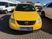 Gebraucht VW Fox Basis 75 PS (55 kW) 2005 Gelb Kleinwagen