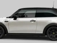 Gebraucht Mini Cooper SE 135 kW (184 PS) 2023 Nanuq white metallic Kleinwagen