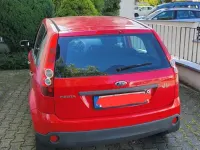 Gebraucht Ford Focus 70 PS (51 kW) 2006 Rot Kleinwagen