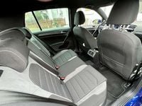 Gebraucht VW Golf VII Highline 150 PS (110 kW) 2017 Blau Limousine