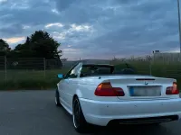 Gebraucht BMW 325 Cabriolet 192 PS (141 kW) 2004 Weiß Cabrio