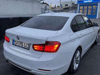 Gebraucht BMW 320 Sport Line 184 PS (135 kW) 2012 Limousine