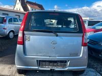 Gebraucht Daihatsu Cuore 60 PS (44 kW) 2005 Silber Kleinwagen