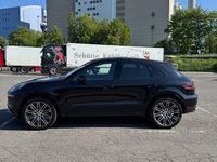 Second-hand Porsche Macan 252 CP (185 kW) 2018 Negru SUV