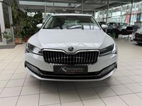 Gebraucht Skoda Superb Style 150 PS (110 kW) 2024 (moonweiss metallic) Kombi
