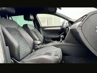 gebraucht VW Passat Passat1.6 TDI (BlueMotion Technology) DSG Trendli