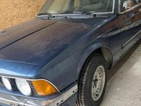 Second-hand BMW 732 Executive 1984 Albastru Berlinǎ