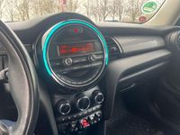 Usado Mini ONE 102 HP (75 kW) 2016 Bege Citadino