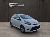 Gebraucht Toyota Aygo Cool 68 PS (50 kW) 2012 Weiß Kleinwagen