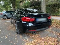 gebraucht BMW 420 d xDrive M-Paket Elfenbeinweiß Schiebedach