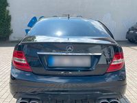 Gebraucht Mercedes C200 136 PS (100 kW) 2011 Schwarz Limousine