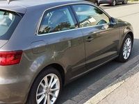 Gebraucht Audi A3 Ambiente 105 PS (77 kW) 2013 Grau metallic Limousine