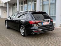 Gebraucht Audi A4 Basis 150 PS (110 kW) 2022 Schwarz Kombi