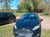 Gebraucht Ford Fiesta 80 PS (58 kW) 2015 Schwarz Kleinwagen