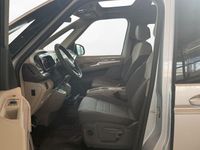 Second-hand VW Multivan Style 150 CP (110 kW) 2025 Argintiu Monovolum