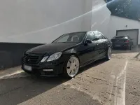 Gebraucht Mercedes E500 388 PS (285 kW) 2010 Schwarz Limousine