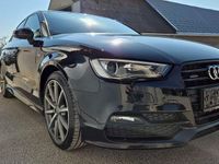 Gebraucht Audi A3 Sport 184 PS (135 kW) 2015 Schwarz Limousine