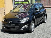 Gebraucht Hyundai i20 Classic 86 PS (63 kW) 2014 Schwarz Kleinwagen