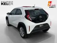 Gebraucht Toyota Aygo X Play 72 PS (52 kW) 2023 Super white 2 SUV