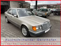 Gebraucht Mercedes 230 132 PS (97 kW) 1990 Gold Limousine