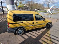 Second-hand Opel Combo 100 CP (73 kW) 2003 Auriu Monovolum
