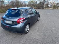 Gebraucht Peugeot 208 92 PS (67 kW) 2013 Grau Kleinwagen