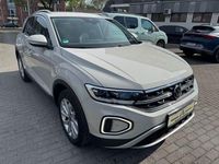 Gebraucht VW T-Roc Style 116 PS (85 kW) 2023 Grau SUV