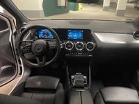 Gebraucht Mercedes B200 150 PS (110 kW) 2019 Weiß Van / Kleinbus