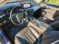Gebraucht BMW 520 184 PS (135 kW) 2019 Grau Kombi