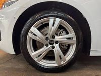 Gebraucht Audi A5 S-Line 204 PS (150 kW) 2025 Weiß Kombi