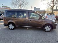 Gebraucht VW Caddy Maxi 140 PS (102 kW) 2013 Braun Van / Kleinbus