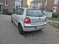 Gebraucht VW Polo 75 PS (55 kW) 2004 Silber Kleinwagen