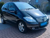 Używany Mercedes A160 95 KM (69 kW) 2011 Czarny Sedan/Limuzyna