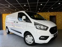 Gebraucht Ford Transit Custom 131 PS (96 kW) 2021 Frozen white Van / Kleinbus