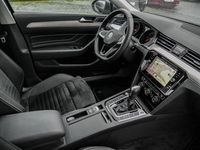 Gebraucht VW Passat Elegance 190 PS (139 kW) 2019 Blau Kombi