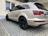 gebraucht Audi Q7 voll Ausstattung, 20 Zoll, Alufelgen,7 Sitzer.