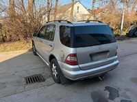 Gebraucht Mercedes ML350 250 PS (183 kW) 2002 Silber SUV