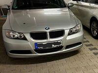 Gebraucht BMW 318 129 PS (94 kW) 2007 Silber Limousine