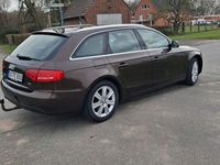 Gebraucht Audi A4 Ambiente 163 PS (119 kW) 2012 Braun Kombi