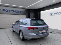 Używany VW Passat Conceptline 150 KM (110 kW) 2023 Srebrny Kombi