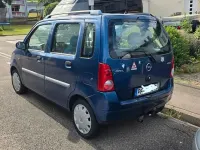 Gebraucht Opel Agila 58 PS (42 kW) 2002 Blau Van / Kleinbus