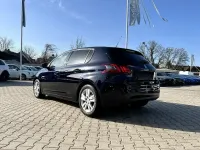 Gebraucht Peugeot 308 Active 131 PS (96 kW) 2019 Dark blue (metallic) Limousine