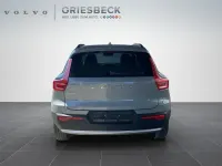 Gebraucht Volvo XC40 129 PS (94 kW) 2023 Grau SUV